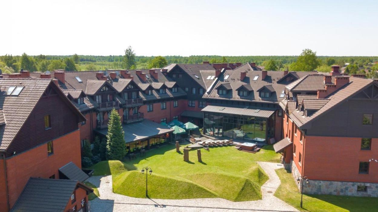 Hotel Zubrowka Spa & Wellness Беловеж Экстерьер фото