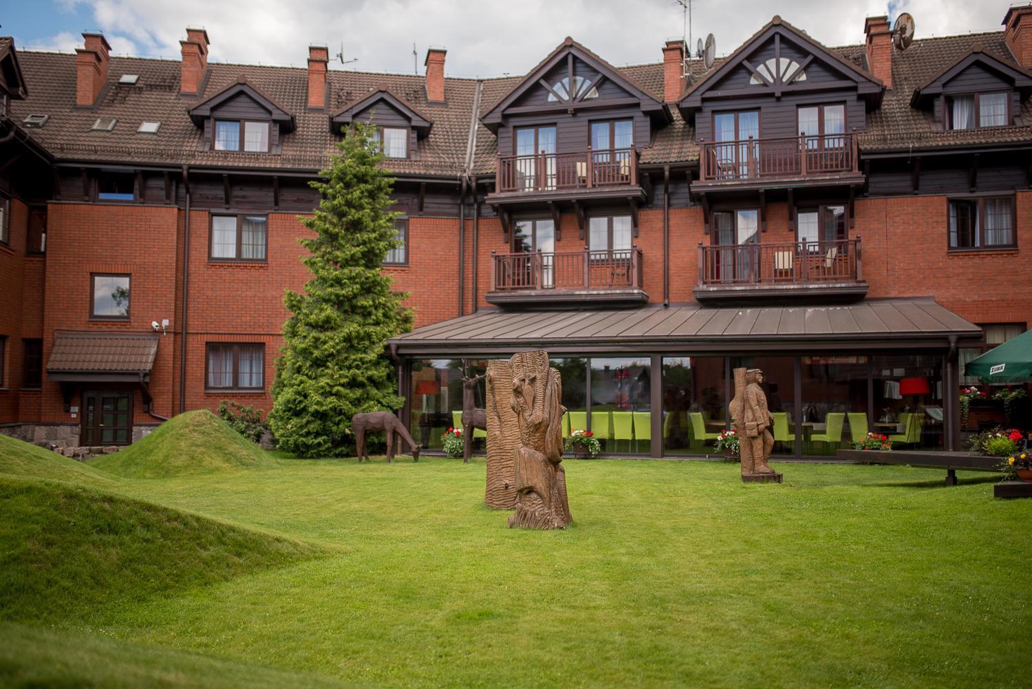 Hotel Zubrowka Spa & Wellness Беловеж Экстерьер фото